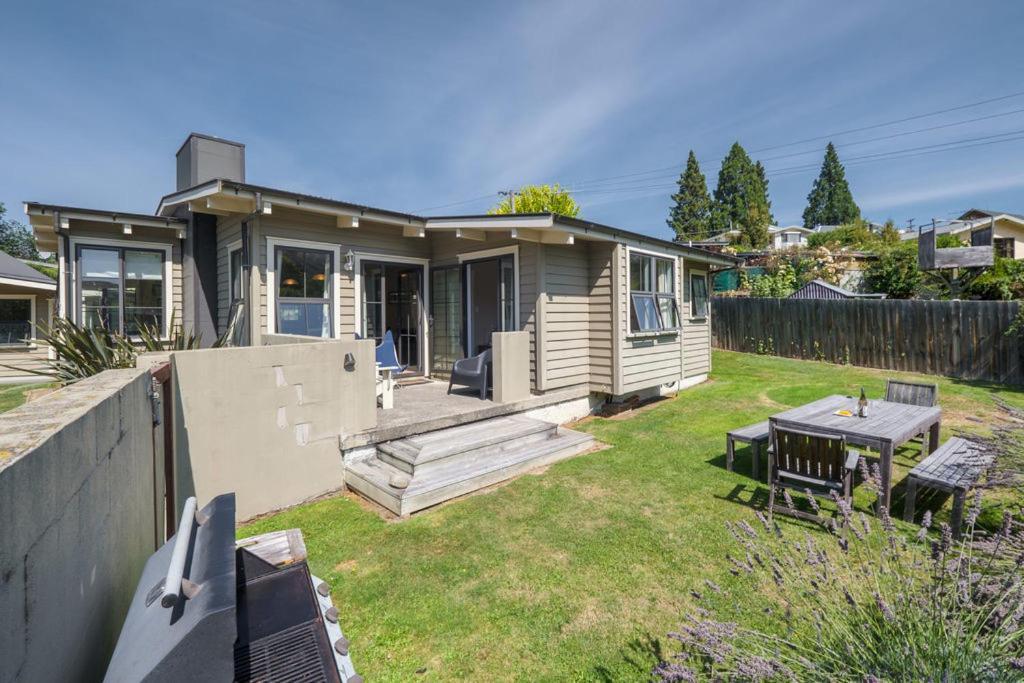 Lavender Country Cottage - Arrowtown Holiday Home Екстер'єр фото